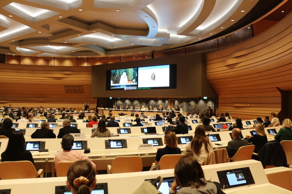 Делегати з різних міст під час панельної дискусії на Forum of Mayors 2024