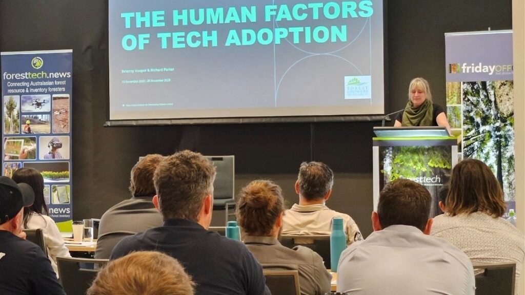 Доповідь на ForestTECH 2025 про фактори впровадження цифрових технологій у лісовому секторі